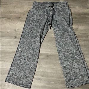 Woman’s under armor storm sweatpants. Never worn.